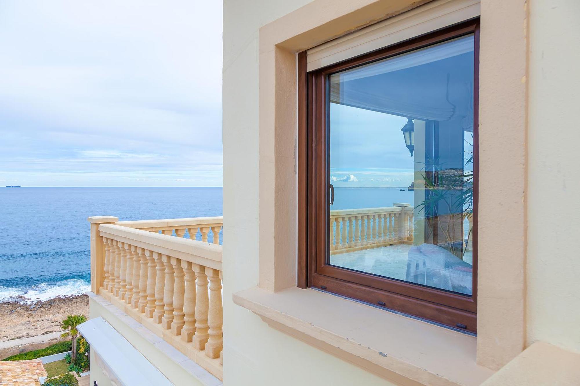 Mar-Beach Front Apartment In خافييا المظهر الخارجي الصورة